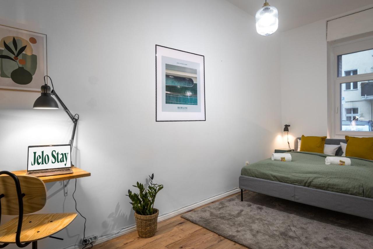 Super Zentral Super Schoener Altbau In Moabit Rostockerstrasse Im Herzen Von Berlin Fuer Bis Zu 6 Personen Dış mekan fotoğraf